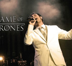 O Serj Tankian τραγουδά το "The Rains of Castamere" 