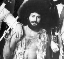 Νεκρός ο ντράμερ των Boston, Sib Hashian, κατά τη διάρκεια εν πλω live εμφάνισης