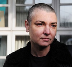 Sinead O’Connor: «Μάχομαι να παραμείνω ζωντανή» (video) 