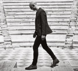 Σε βινύλιο, CD και DVD η εμφάνιση του Sivert Hoyem στο Ηρώδειο 