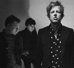 «Καυτές Σκέψεις» με τους Spoon... 