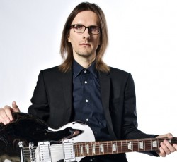 Steven Wilson: «Οι Metallica στις μέρες μας είναι περισσότερο μια underground μπάντα» 