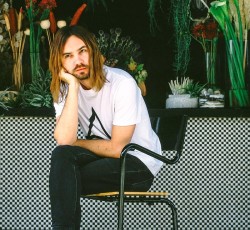 Οι Tame Impala απειλούν με μήνυση εταιρεία γαλακτοκομικών 