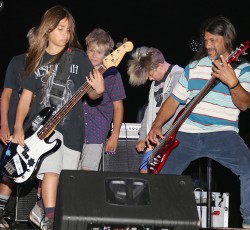 Ο 12χρονος Tye Trujillο είναι ο νέος μπασίστας των Korn!