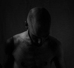 Πρώτη μετάδοση: Ολόκληρος ο νέος δίσκος των Throane 