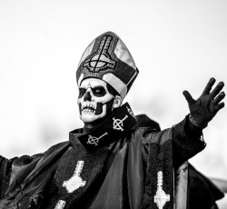 Οι Ghost δίνουν στη δημοσιότητα ένα νέο video 