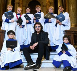 Ο Tony Iommi συνθέτει ύμνο για τον Καθεδρικό Ναό του Birmingham (audio) 