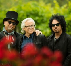 40 χρόνια Toto με best-of συλλογή και νέα τραγούδια 