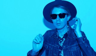 Beck: Ακόμη ένα single λίγο πριν την επίσημη κυκλοφορία του "Colors"