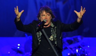 H δισκογραφία του Bruce Dickinson κυκλοφορεί σε βινύλιο