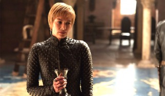 H Cersei του Game of Thrones σε video των Kasabian