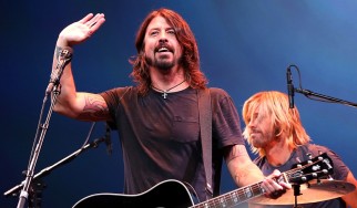 O Dave Grohl αντικαθιστά τον James Hetfield σε ετήσιο φιλανθρωπικό κονσέρτο 