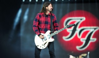 H live επιστροφή των Foo Fighters