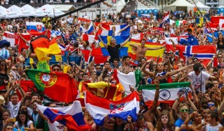 Φυλετικοί και εθνοτικοί διαχωρισμοί στα φεστιβάλ του Ηνωμένου Βασιλείου