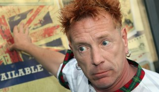 Όλα τα τραγούδια του John Lydon σε ένα βιβλίο