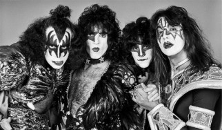 Ένα φωτογραφικό λεύκωμα για τους Kiss