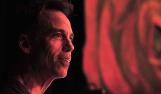 Ακούστε το "All At Once" του Matt Cameron