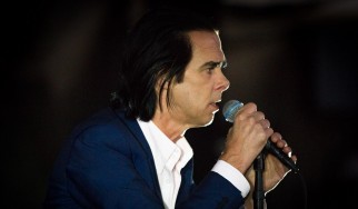 Nick Cave: «Ο Roger Waters λογοκρίνει καλλιτέχνες…»