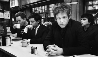 Νέο σκοτεινό video από τους Spoon