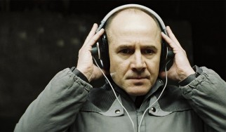 Ακουστικά κατασκοπεύουν τους χρήστες τους…