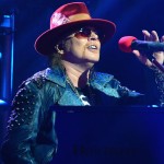 To είδος μουσικής που θα ήθελε να ασχοληθεί ο Axl Rose στο μέλλον...
