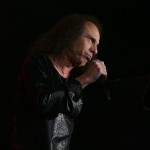 Το ολόγραμμα του Ronnie James Dio βγαίνει σε περιοδεία