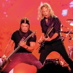 Ο Kirk Hammett και ο Robert Trujillo  διασκευάζουν Michael Schenker 