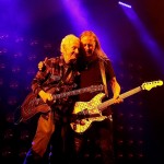 Ο κιθαρίστας των Doors, Robby Krieger στην σκηνή των Alice In Chains 