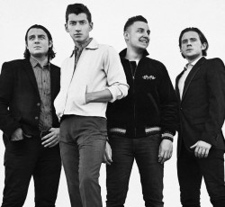 Νέο βίντεο από τους Arctic Monkeys 