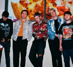 Η «υπέροχη ζωή» των Bring Me The Horizon 