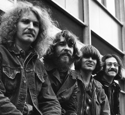 Οι Creedence Clearwater Revival κυκλοφορούν ένα video για το "Have You Ever Seen The Rain" 