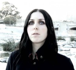 Η Chelsea Wolfe στο στούντιο των Deafheaven