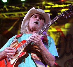 Ο Dickey Betts υποβλήθηκε σε επιτυχημένη χειρουργική επέμβαση 