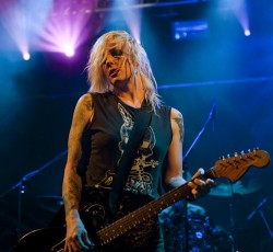 Επανασυνδέονται οι Distillers! 