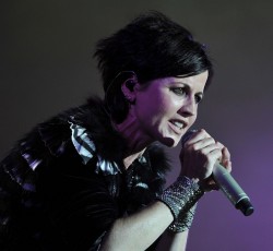 Στη δημοσιότητα η αιτία θανάτου της Dolores O’Riordan 