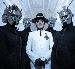 Oι Kirk Hammet, Phil Anselmo, Chino Moreno σε νέο video των Ghost