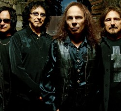 Tony Iommi: «Το κενό που άφησε ο Dio είναι τεράστιο» 