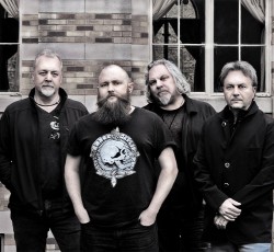 Οριστικοποιήθηκε η σύνθεση του τριήμερου Up The Hammers Festival 