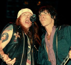 «Ο Izzy Stradlin έδενε τους Guns N' Roses» 