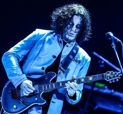 Ο Jack White καταδικάζει ομοφοβικό περιστατικό σε live εμφάνισή του 