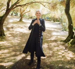 Η Joan Baez διασκευάζει Tom Waits 