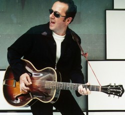 Η Αγγλία του Joe Strummer… 