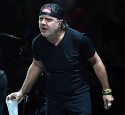 O Lars Ulrich και τα αγαπημένα του εξώφυλλα από δίσκους των Metallica
