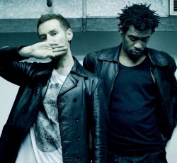 Οι Massive Attack αποσύρονται από το Facebook 