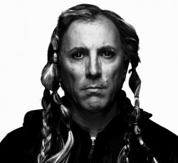 Το τραγούδι που κάνει τον Maynard James Keenan να νιώθει υπερήφανος 