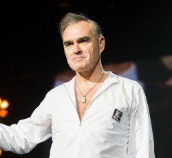 Ακυκλοφόρητο κομμάτι του Morrissey έρχεται στο φως της δημοσιότητας 