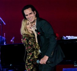 Το Λονδίνο έκρυβε εκπλήξεις από τον Nick Cave 