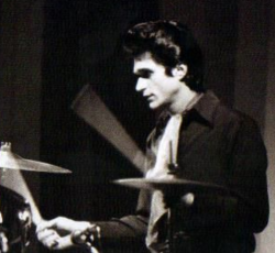 «Έφυγε» από τη ζωή ο ντράμερ των Cramps, Nick Knox 