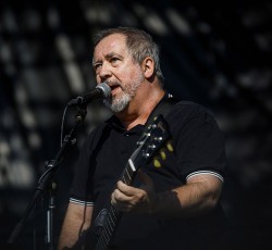 Έφυγε από τη ζωή ο Pete Shelley των Buzzcocks 