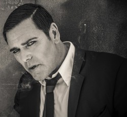 Richard Kruspe: «Το rock πέθανε λόγω της ανόδου του… βαρετού hip hop»